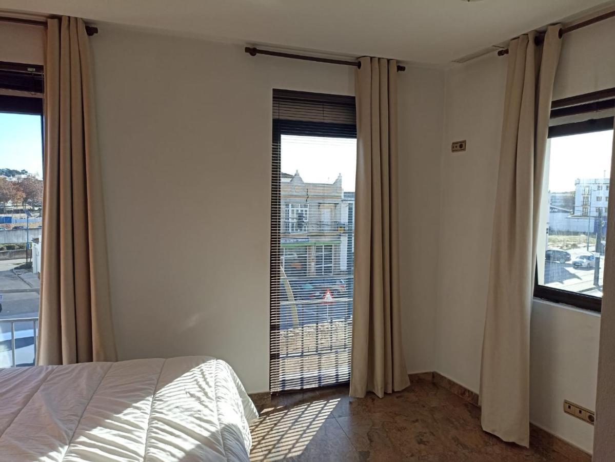치클라나 데 라 프론테라 Avenida Reyes Catolicos 아파트 외부 사진